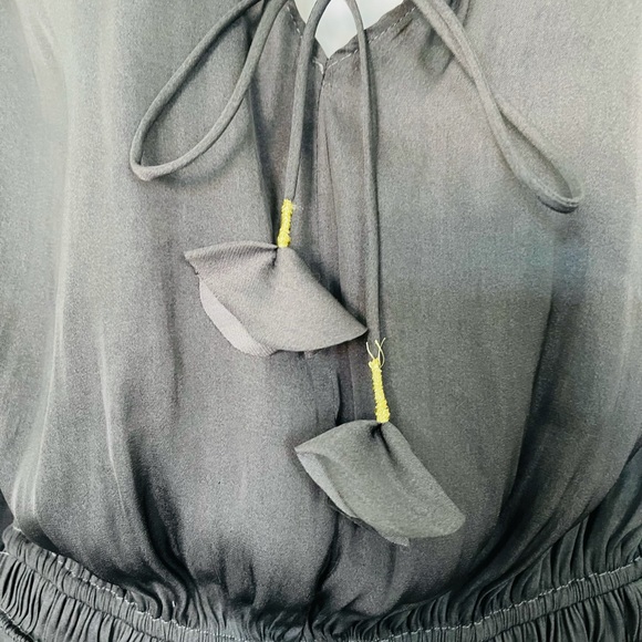 Amenah Laguna Beach Boutique - Picture 4 of 4